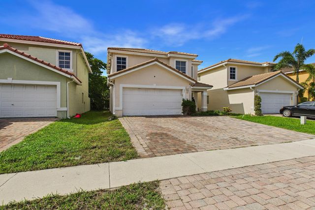 2 of 40 - 657 Perdido Heights Drive, Lake Belvedere Estates, FL