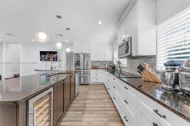 5 of 28 - 19050 Sw 144th Avenue, Miami, FL