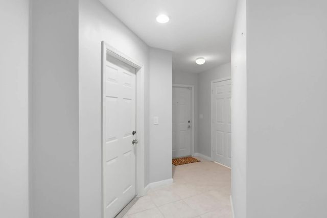 4 of 48 - 660 Imperial Lake Road, West Palm Beach, FL