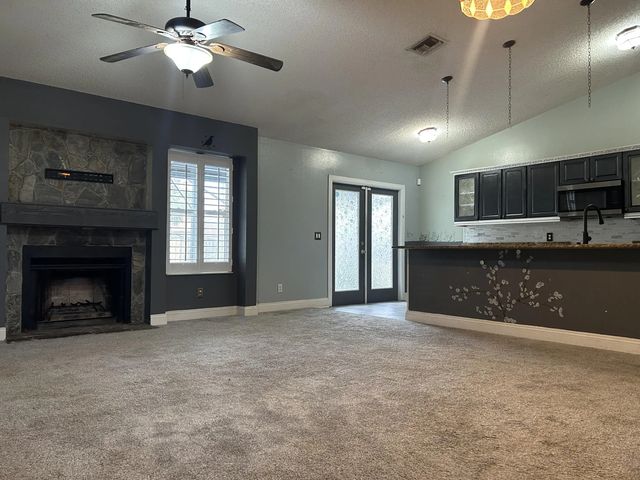 3 of 18 - 420 11th Street Sw, Vero Beach, FL