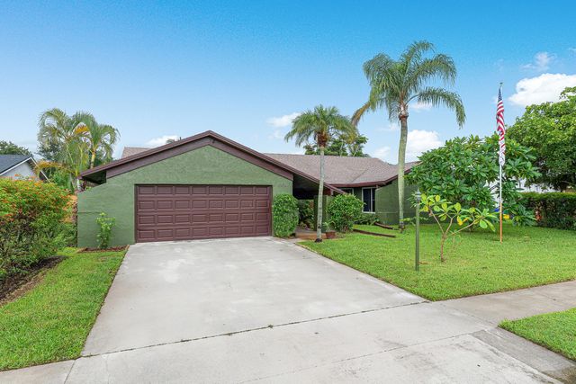 2 of 41 - 5104 Candlewood Court, Lake Worth, FL