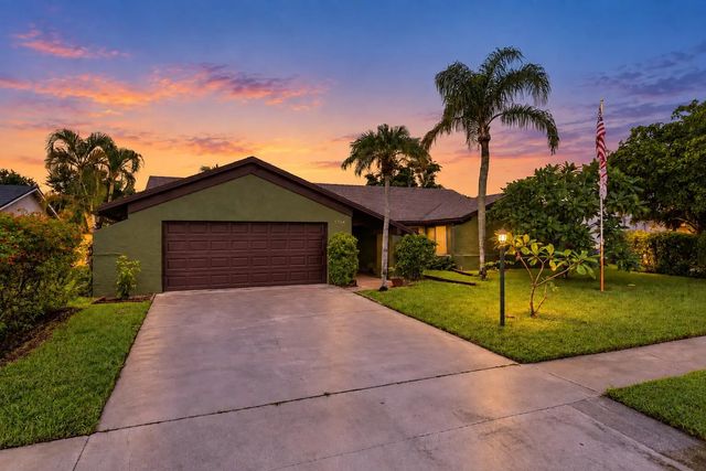 3 of 41 - 5104 Candlewood Court, Lake Worth, FL