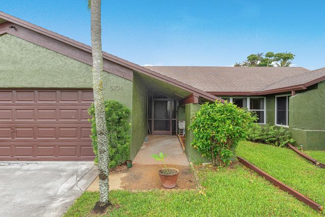 4 of 41 - 5104 Candlewood Court, Lake Worth, FL