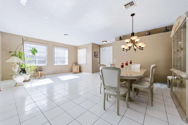 4 of 25 - 2430 Westmont Drive, Royal Palm Beach, FL
