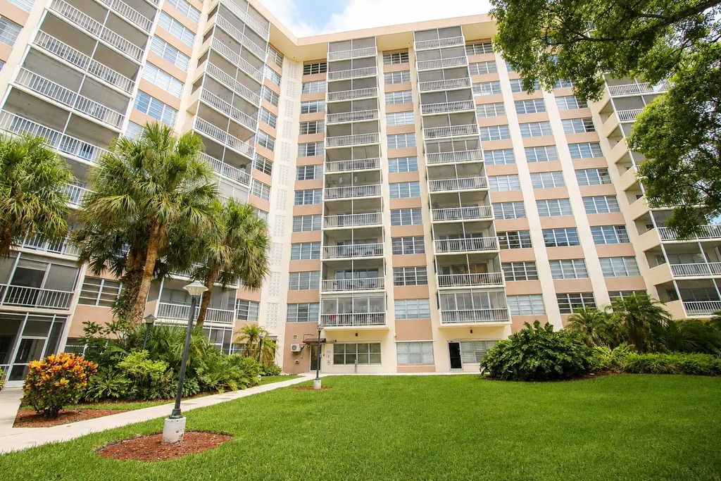 10777 W Sample Road #716, Coral Springs