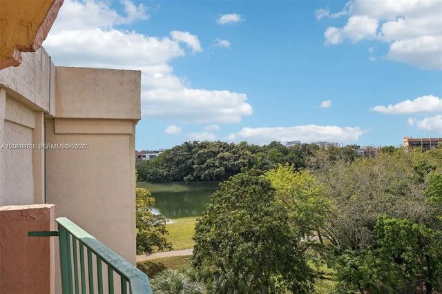 2 of 21 - 9360 Fontainebleau Boulevard #612, Miami, FL