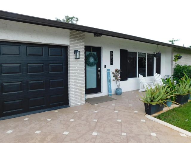 4 of 53 - 6604 Nw 93rd Avenue, Tamarac, FL