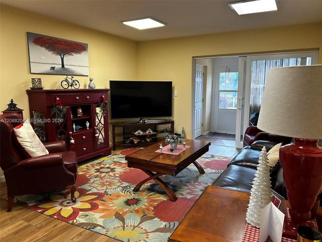 2941 Crosley Drive W #h, West Palm Beach