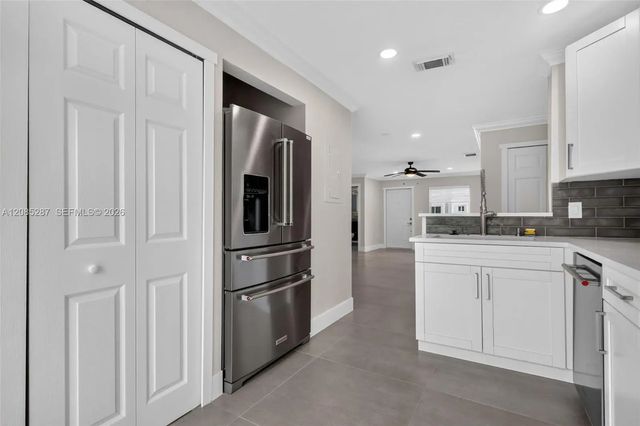 4 of 41 - 5775 Nw 109th Avenue #13, Doral, FL