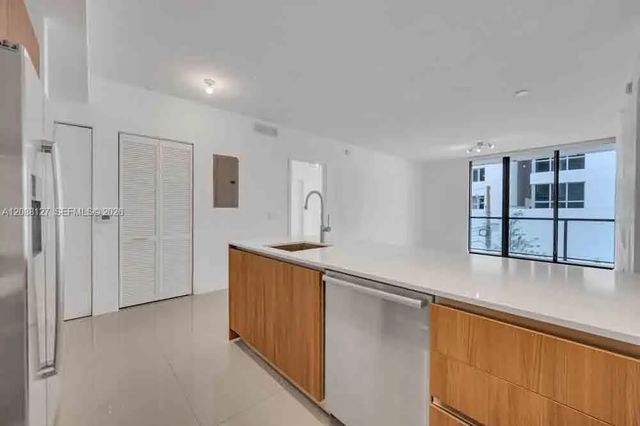 2 of 27 - 201 Sw 17th Road #302, Miami, FL