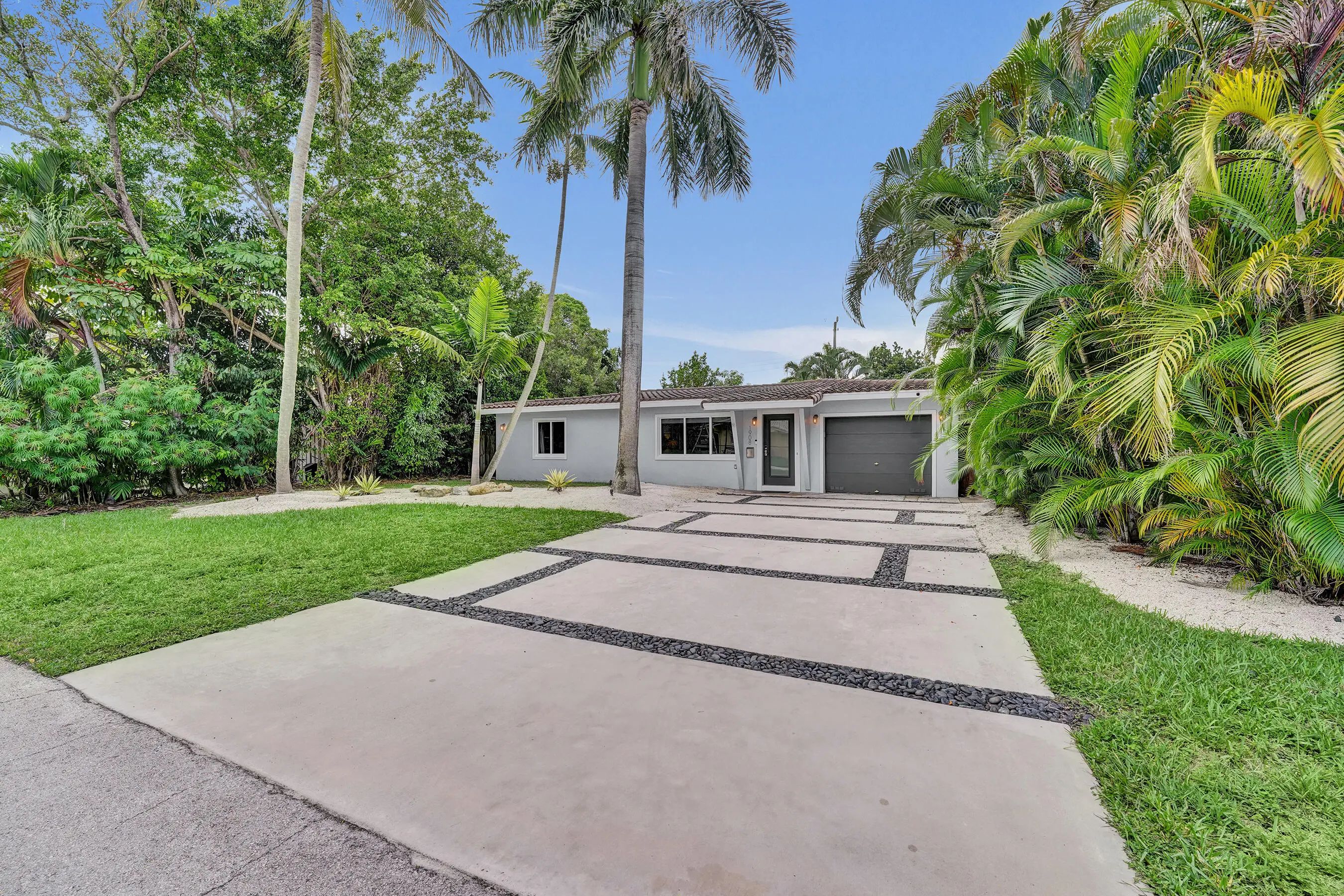 1908 Ne 27th Drive, Wilton Manors