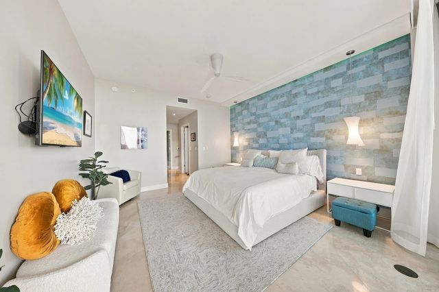 4 of 40 - 701 N Fort Lauderdale Beach Boulevard #704, Fort Lauderdale, FL