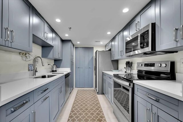 859 Jeffery Street #306, Boca Raton