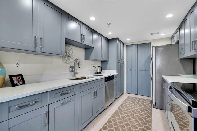 4 of 75 - 859 Jeffery Street #306, Boca Raton, FL