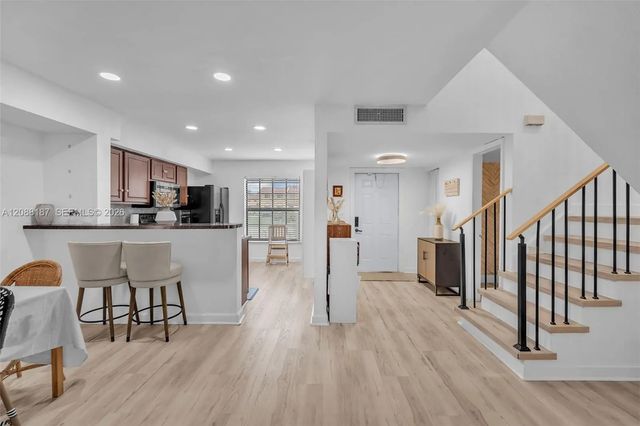 2771 Nw 47th Lane #2905, Lauderdale Lakes