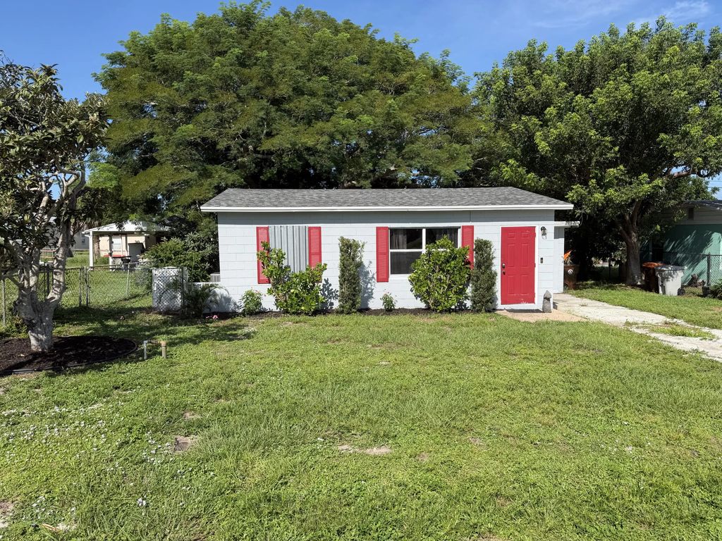 2405 3rd Avenue Se, Vero Beach