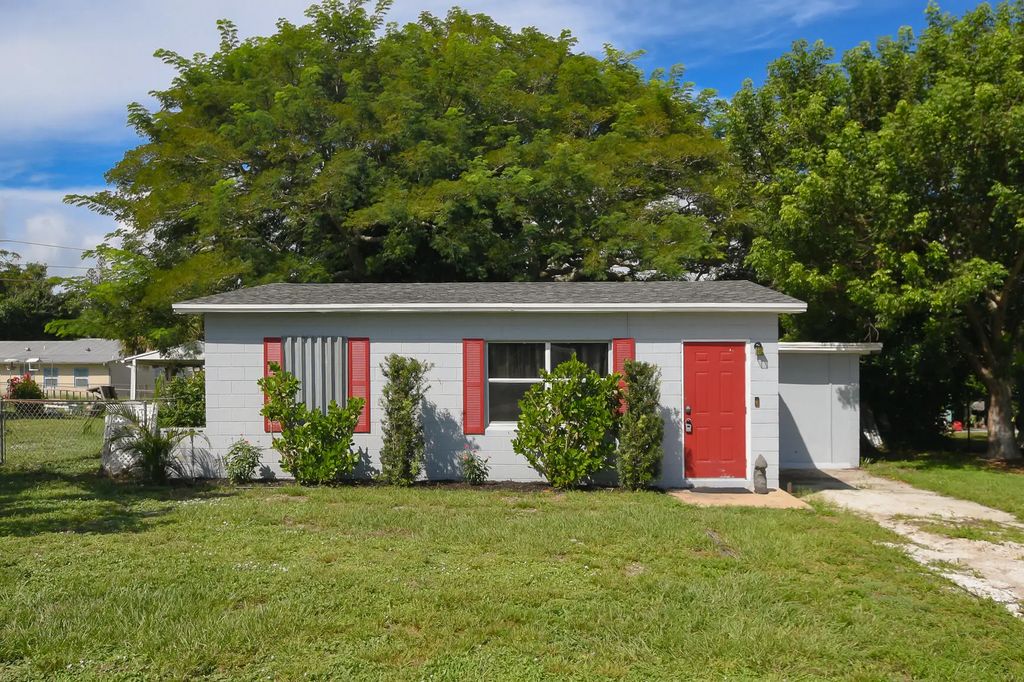 2405 3rd Avenue Se, Vero Beach