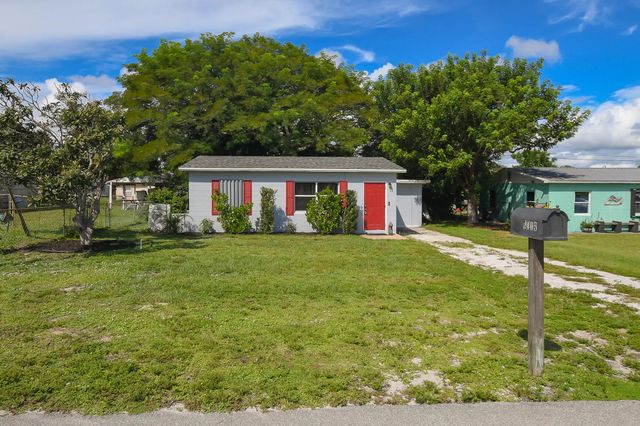 2 of 27 - 2405 3rd Avenue Se, Vero Beach, FL