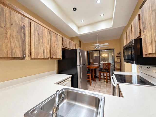 5 of 8 - 3520 Wash Road #c, Lake Worth, FL