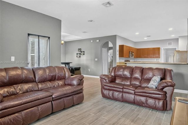 5 of 52 - 159 Ne 36th Terrace, Homestead, FL