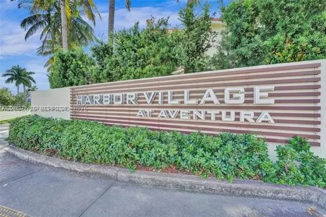 2 of 32 - 21204 Harbor Way #123-12, Aventura, FL