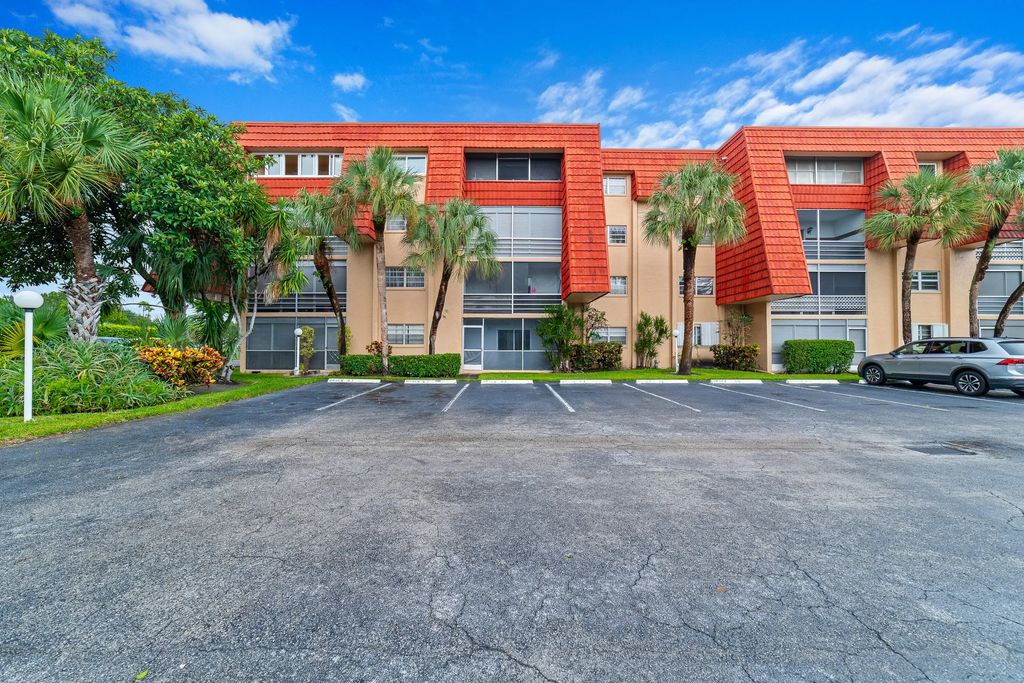 22615 Sw 66th Avenue #307, Boca Raton