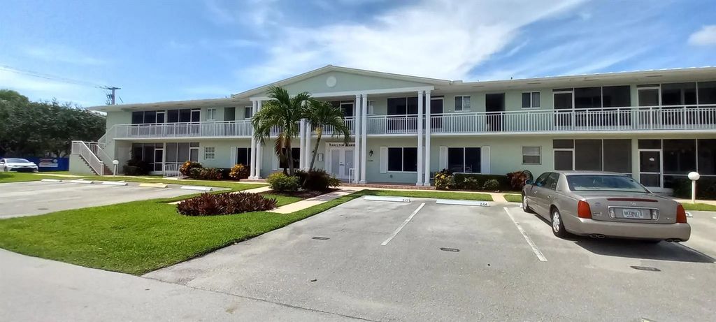 2100 Ne 38th Street #218, Lighthouse Point