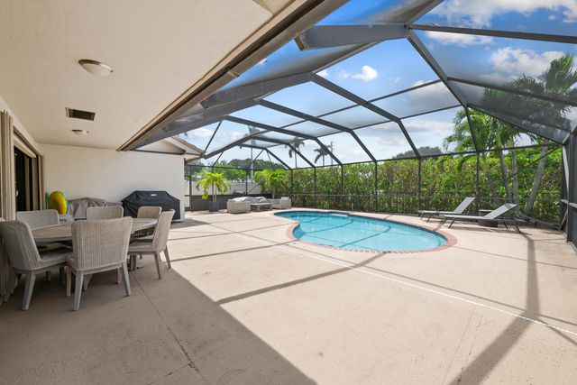 3 of 25 - 2505 Iroquois Circle, West Palm Beach, FL