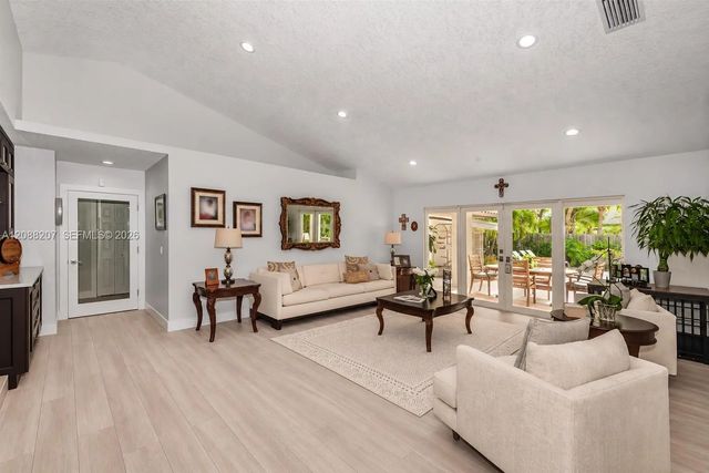 3 of 62 - 13561 Sw 111th Avenue, Miami, FL