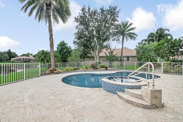 4 of 76 - 6525 Murano Way, Lake Worth, FL
