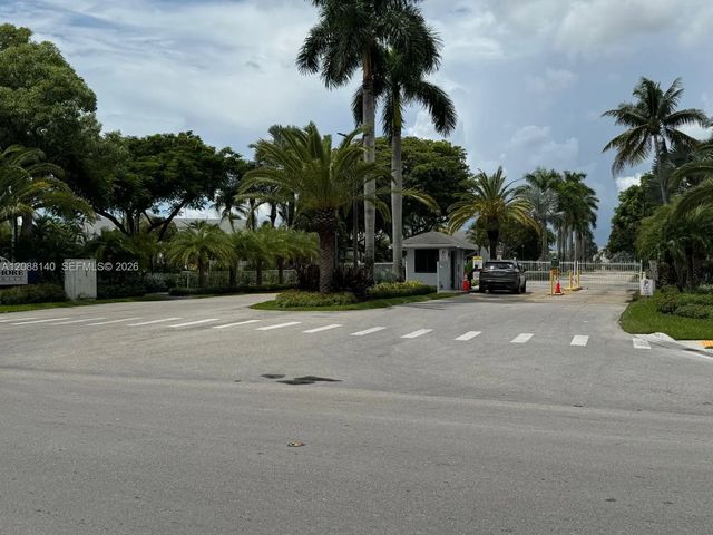 3 of 32 - 1002 Adams Avenue #1002d, Homestead, FL