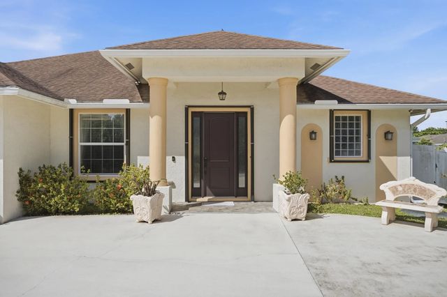 2 of 40 - 2272 Sw Cameo Boulevard, Port St. Lucie, FL