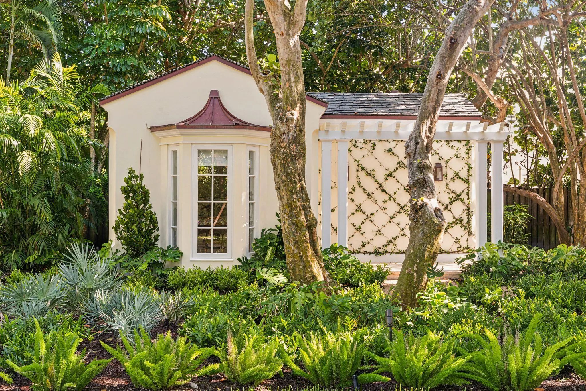 1919 N Ocean Boulevard, Gulf Stream, FL, 33483