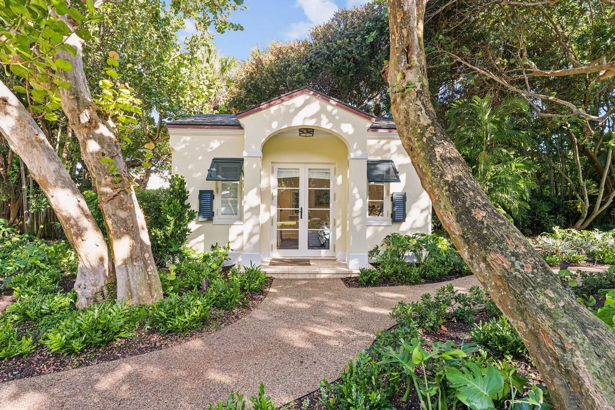 1919 N Ocean Boulevard, Gulf Stream, FL, 33483