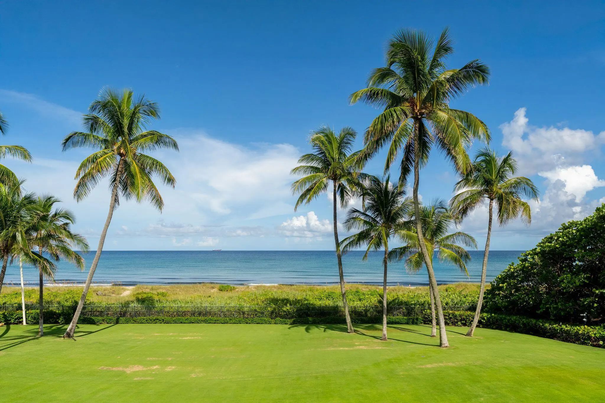 1919 N Ocean Boulevard, Gulf Stream, FL, 33483