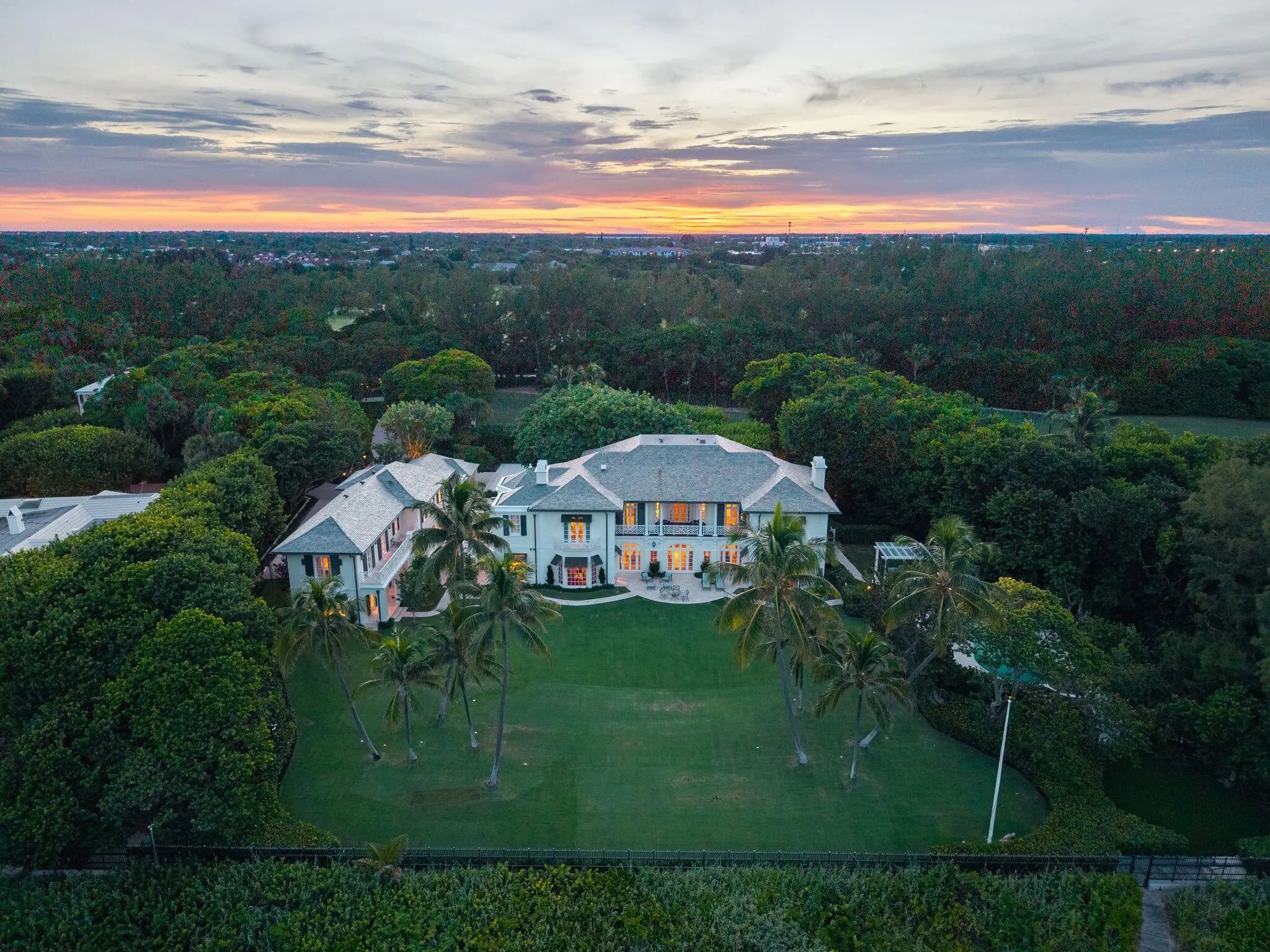 1919 N Ocean Boulevard, Gulf Stream, FL, 33483