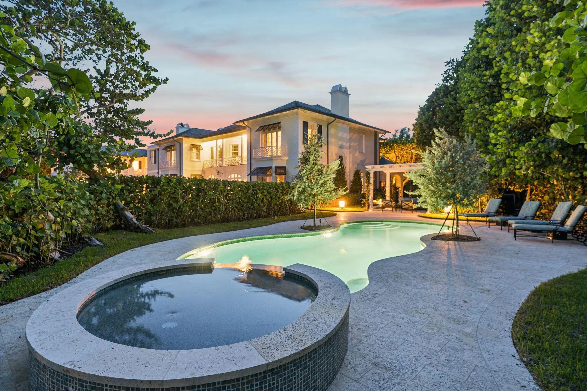 1919 N Ocean Boulevard, Gulf Stream, FL, 33483