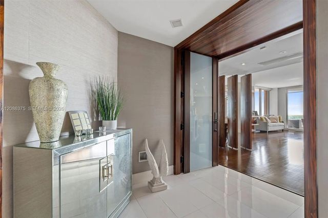 3 of 42 - 60 Edgewater Drive #9d, Coral Gables, FL