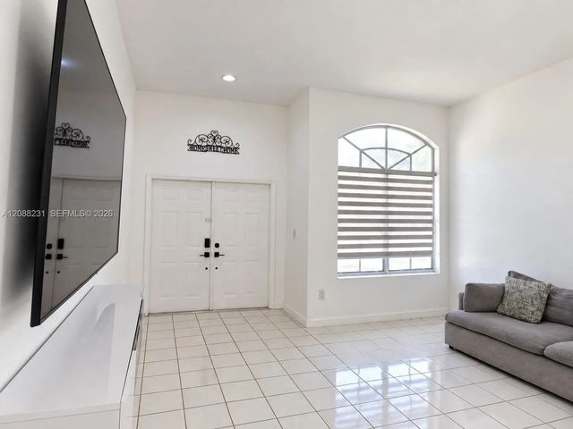 4 of 43 - 16362 Sw 94th Street, Miami, FL