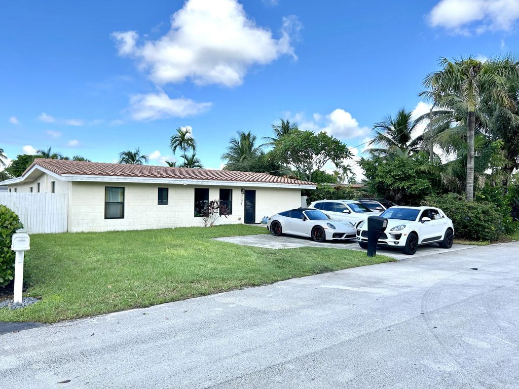 2507 Bimini Lane, Fort Lauderdale