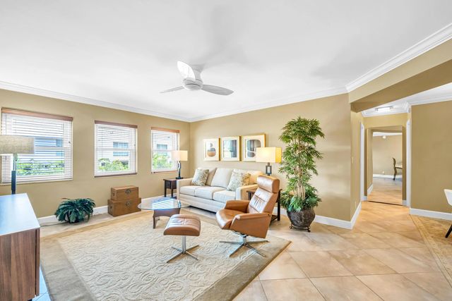 2 of 40 - 615 Ne 12th Avenue #301, Fort Lauderdale, FL
