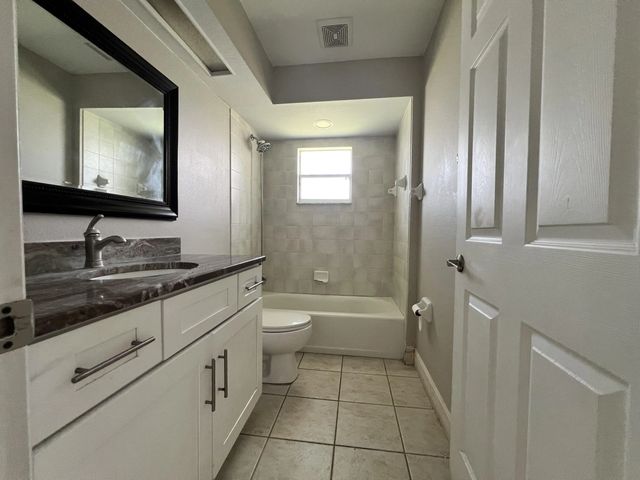 5 of 35 - 111 Shaddock Drive, Auburndale, FL