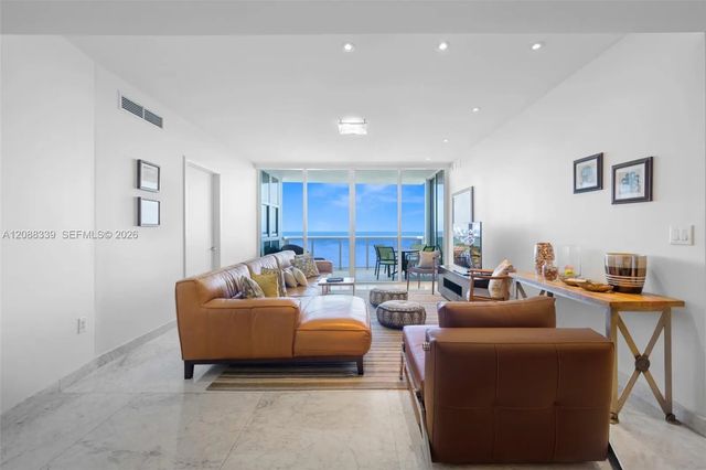18201 Collins Avenue #1006, Sunny Isles Beach