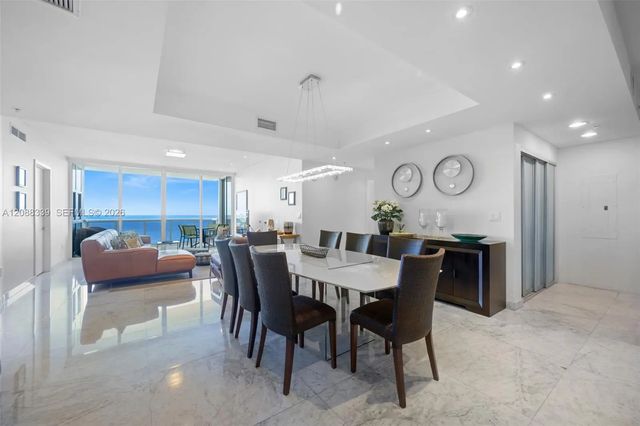 4 of 26 - 18201 Collins Avenue #1006, Sunny Isles Beach, FL