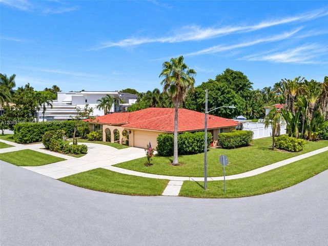 3 of 17 - 820 Ne 4th Avenue, Boca Raton, FL