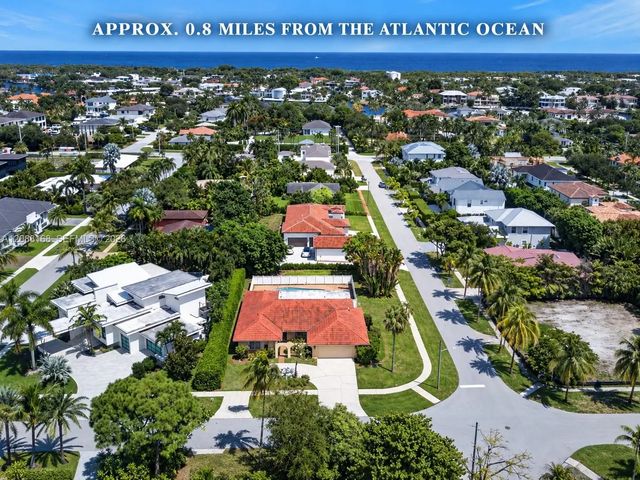 4 of 17 - 820 Ne 4th Avenue, Boca Raton, FL