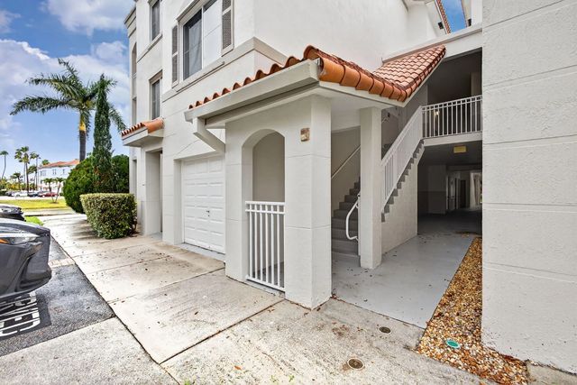 2 of 27 - 11028 Legacy Drive #302, Palm Beach Gardens, FL