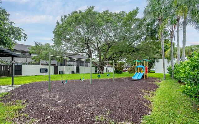 4 of 33 - 8999 Sw 133rd Court #b, Miami, FL