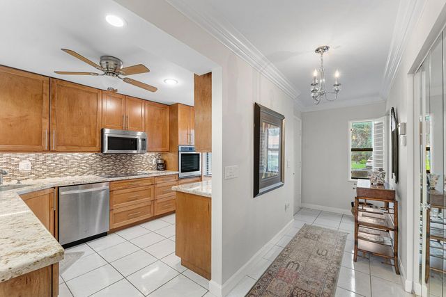 4 of 36 - 8520 Casa Del Lago #e, Boca Raton, FL