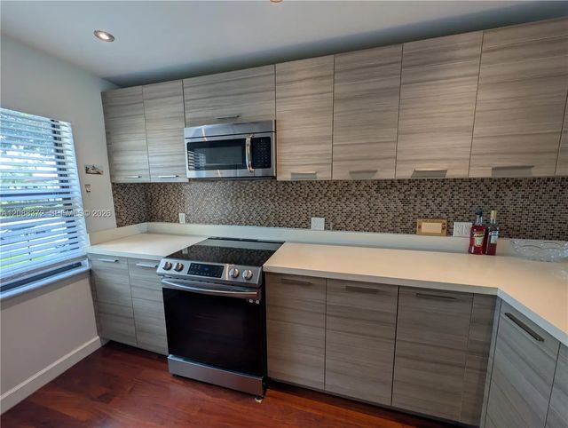 3 of 17 - 8460 Casa Del Lago #h, Boca Raton, FL